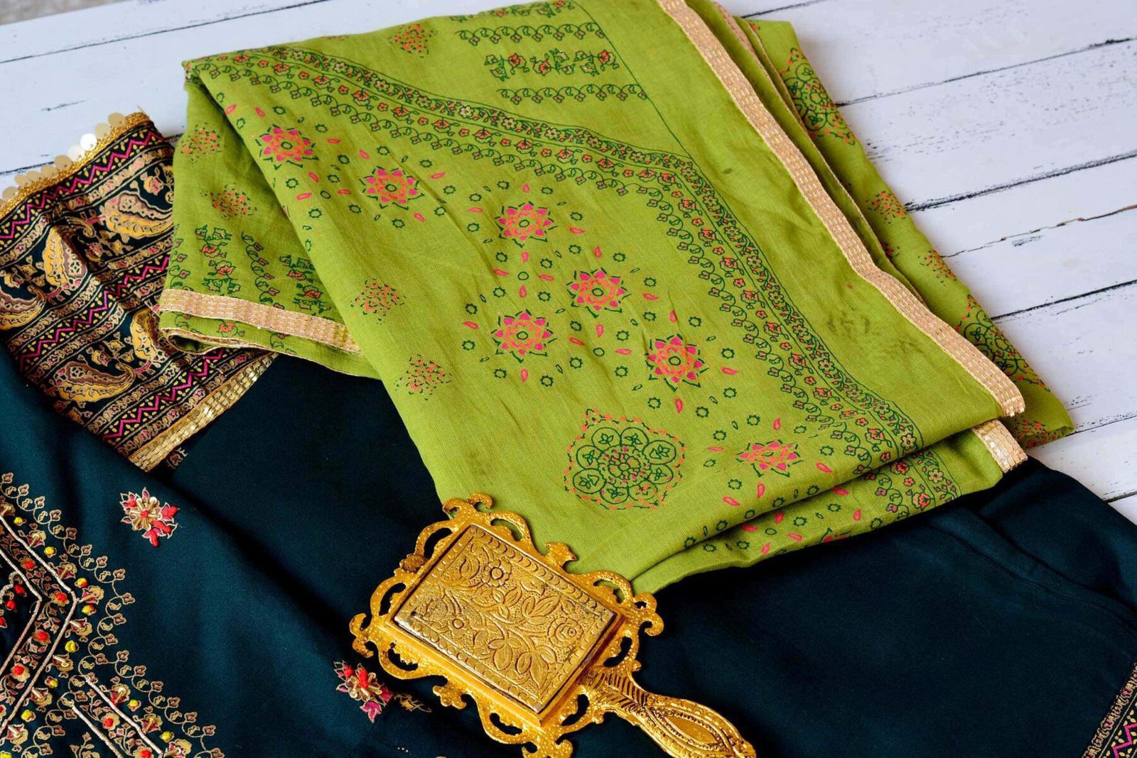Ravishing Embroidered Anarkali Outfit